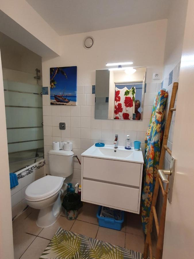 Appartement Ker-Eol Residence Canouan Sainte-Anne Avec Piscine Kültér fotó